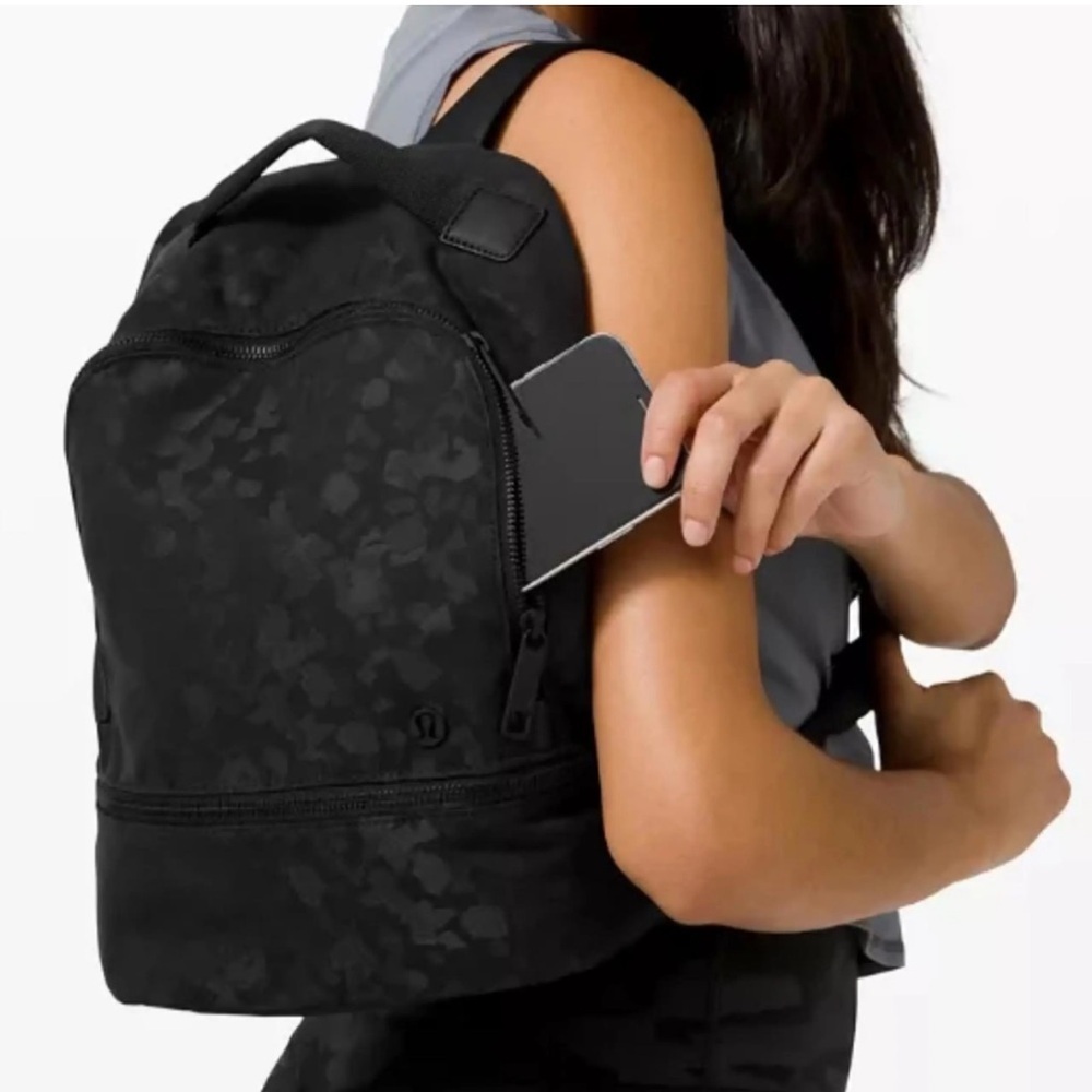 LULULEMON City Adventurer Backpack 17L Jacquard Camo Obsidian Black - Picture 1 of 13